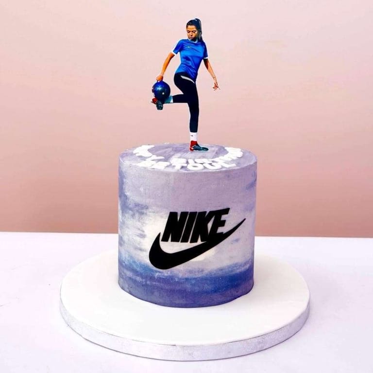 Nike theme cake - Image 1