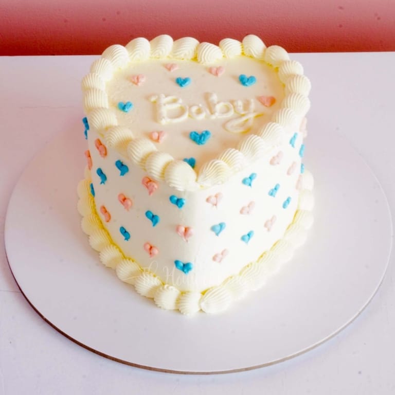 Gender reveal cake 11 - Image 1