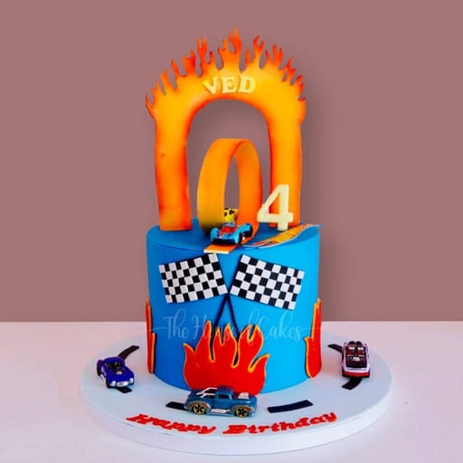Hot wheels cake 5