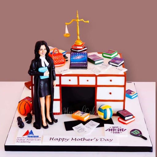 She is super mom cake