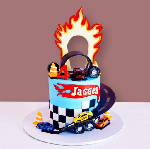 Hot wheels cake 6