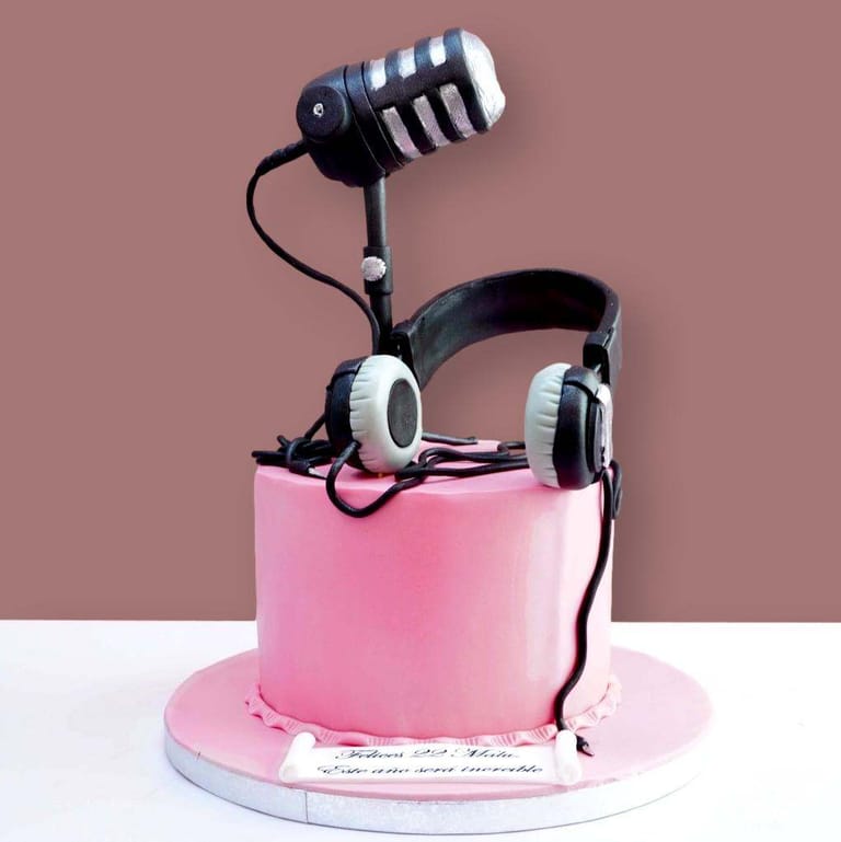 Microphone and Headset Cake 2 - Image 1