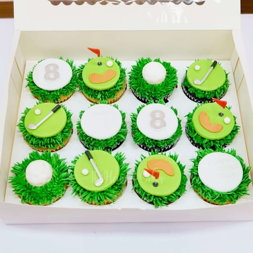 Exquisite golf cupcakes