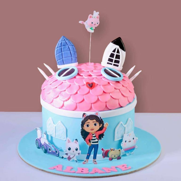 Exquisite Gabby's Dollhouse Cake - Image 1
