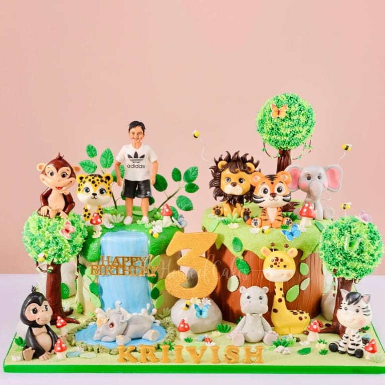 Epic Jungle Animals Theme Cake - Image 1