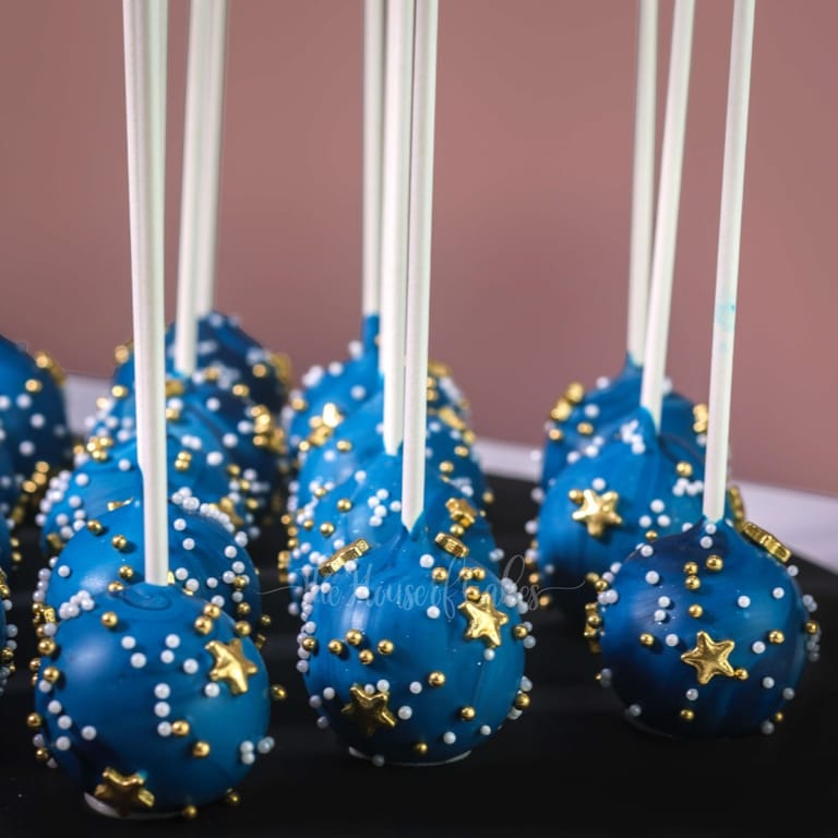 Gold Stars Cake Pops - Image 1
