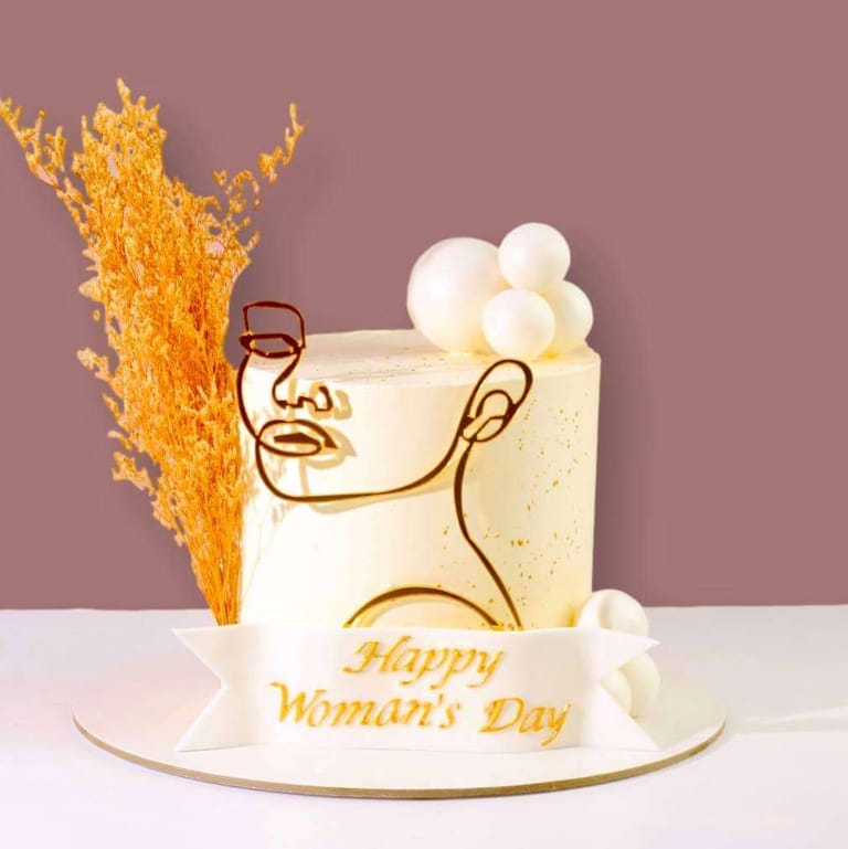 Happy Woman's Day Cake - Image 1
