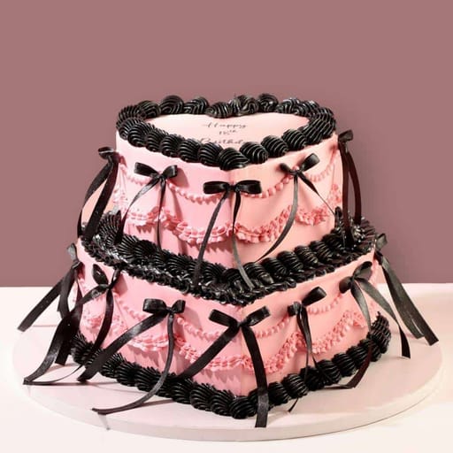 Blush Noir Delight