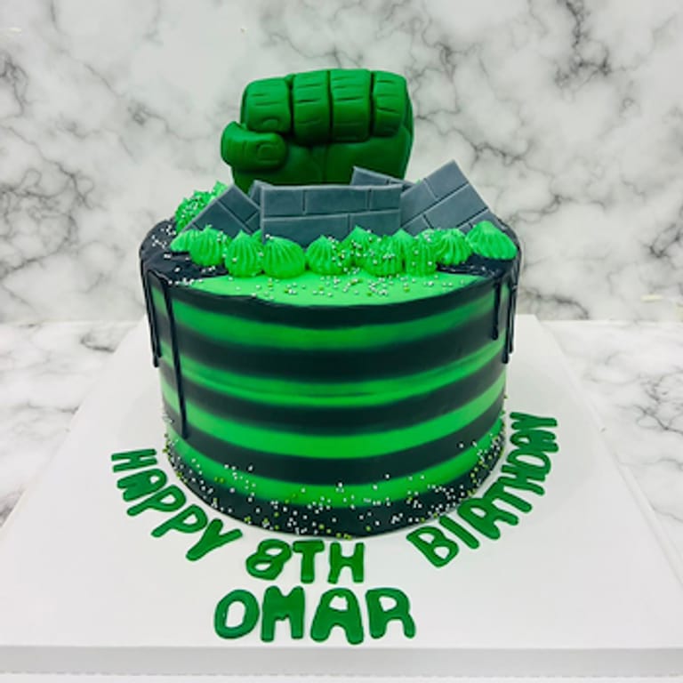 The Hulk Cake - Image 1