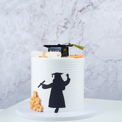 Simple Chic Grad