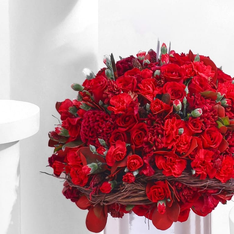 red romance - heart balloons - Image 1