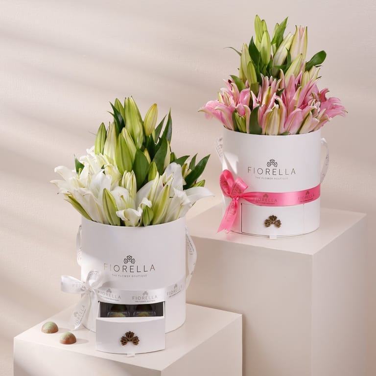 round series - lillies - Image 1
