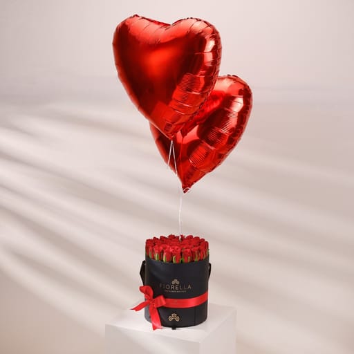 round series with heart balloon