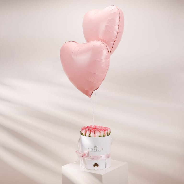 round series with heart balloon - Image 2