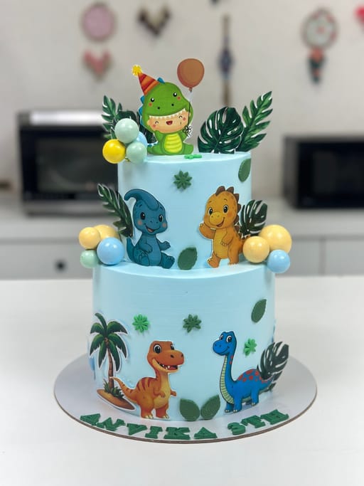 Cute Dinasor cake