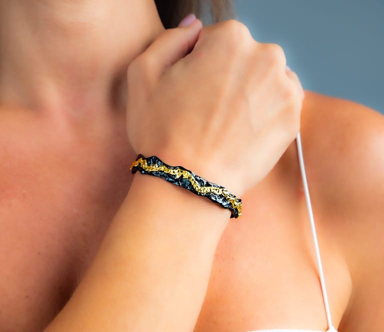 Sigrida Ember Irregular Cuff Bangle - Image 4
