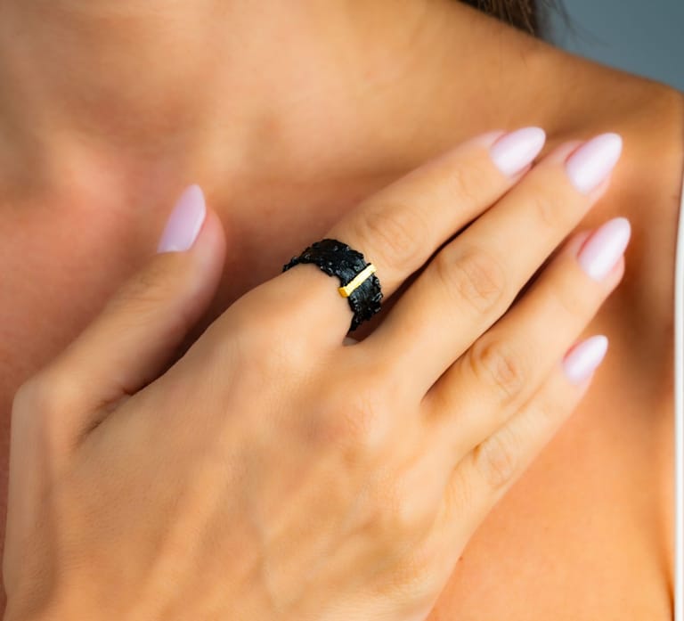 Holma Minimal Band Ring - Image 4