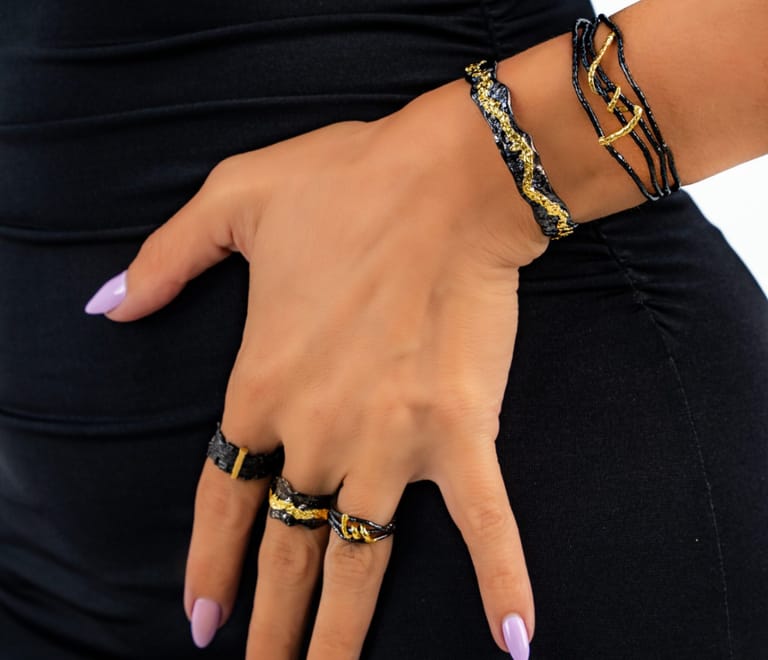 Holma Minimal Band Ring - Image 5