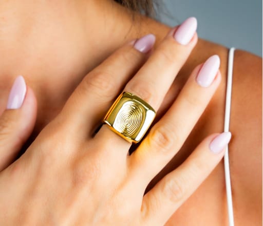 Thumba Stamp Ring