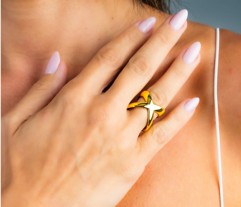 Axia Crisscross Ring - Image 1