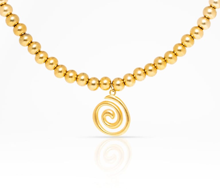 Xana Pendant Necklace - Image 3