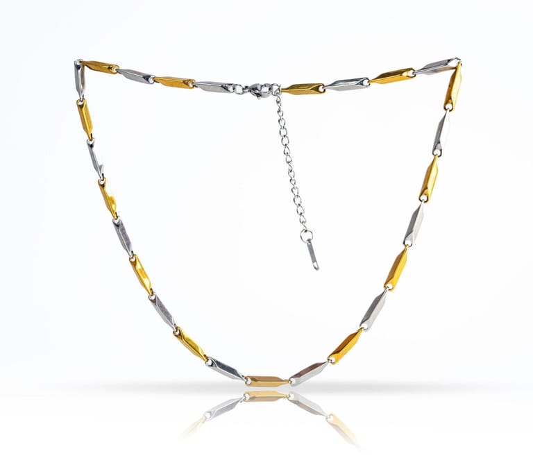 Lunetta Necklace - Image 3