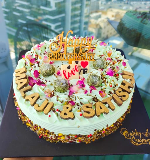 Eggless Shahi paan cake