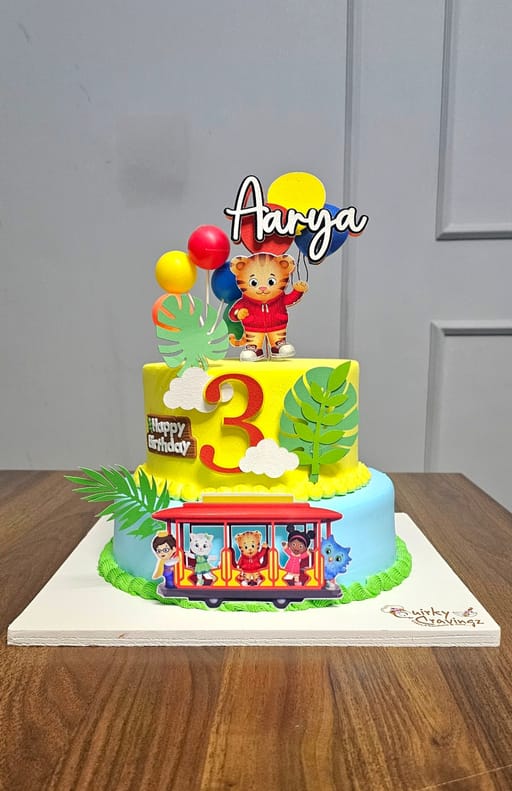 Daniel tiger theme cake