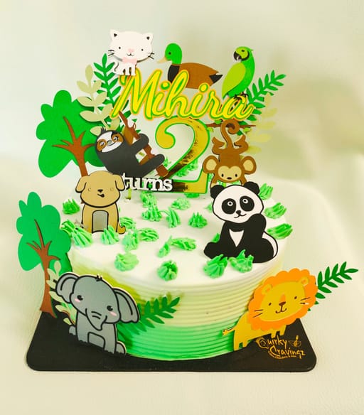 Jungle theme cake