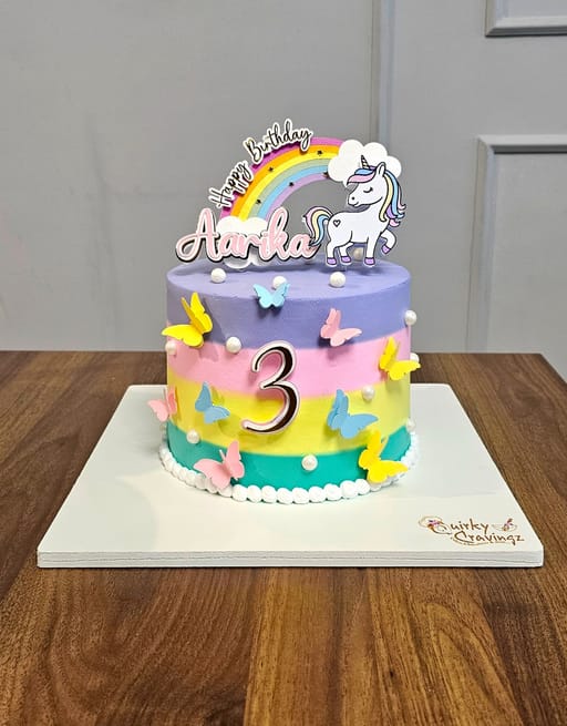 Rainbow &Univorn theme cake