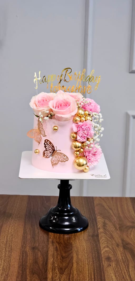 Floral theme cake