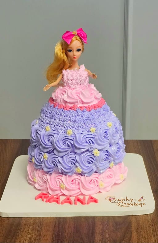 Doll_Barbie theme cake
