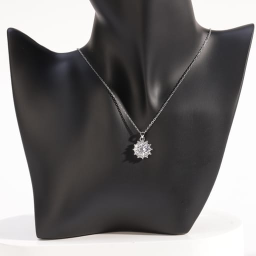 ZUS Clear Necklace