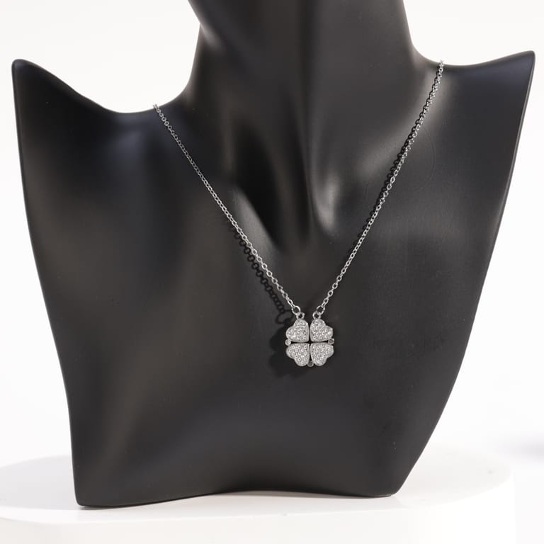 ZUS Four Hearts Necklace