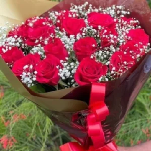 Buquê de 24 rosas vermelhas nacionais