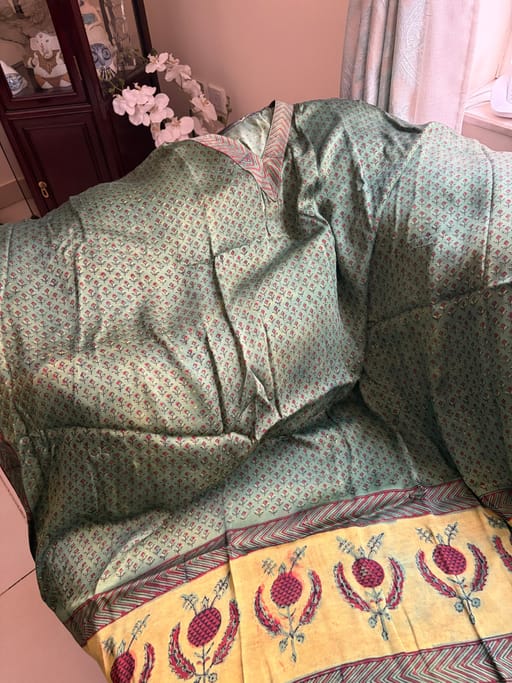 Green and yellow border kaftan