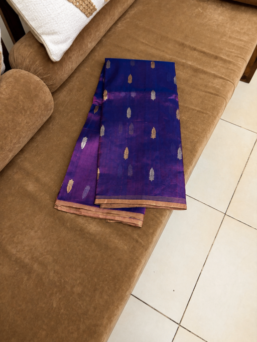 Purple tissue silk