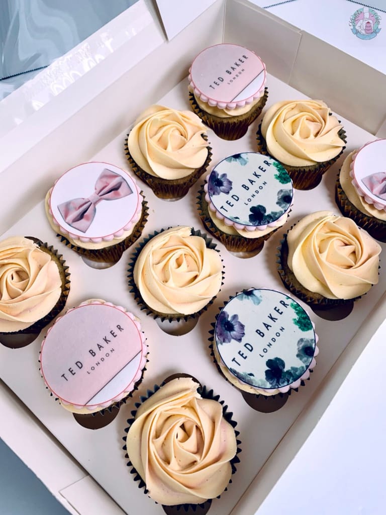 Designer Cupcakes - Image 1
