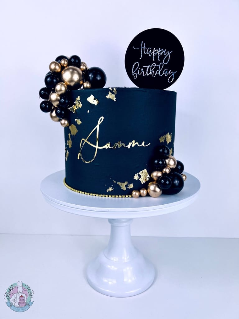 Black Cake 2 - Image 1