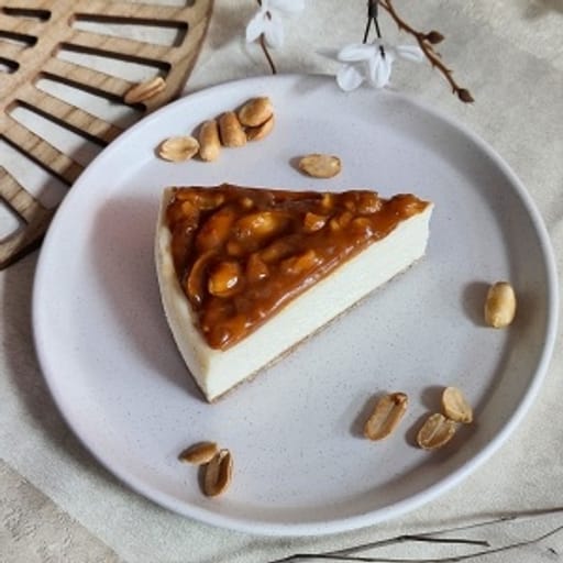 SALTED CARAMEL PEANUT CHEESECAKE PASTRY (EGGLESS)