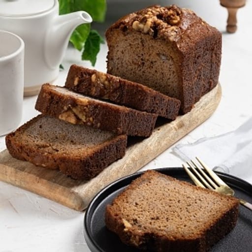 BANANA WALNUT TEA CAKE (800 GMS)