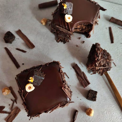 BROWNIE INDULGENCE (EGGLESS)