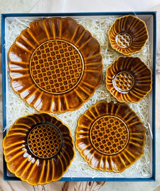 Mahogany Shade Serving Platter & Snack Plate & Dip Bowl