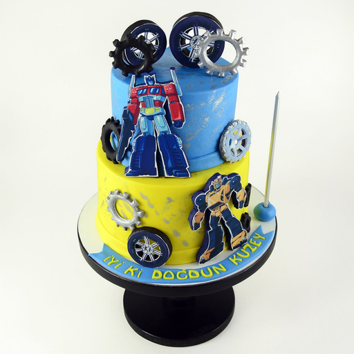 Action-Packed 2-Tier Transforming Robot Cake