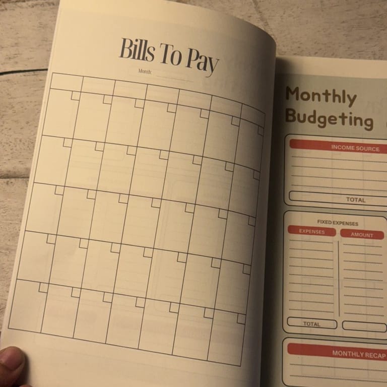 Financial Planner - Image 3