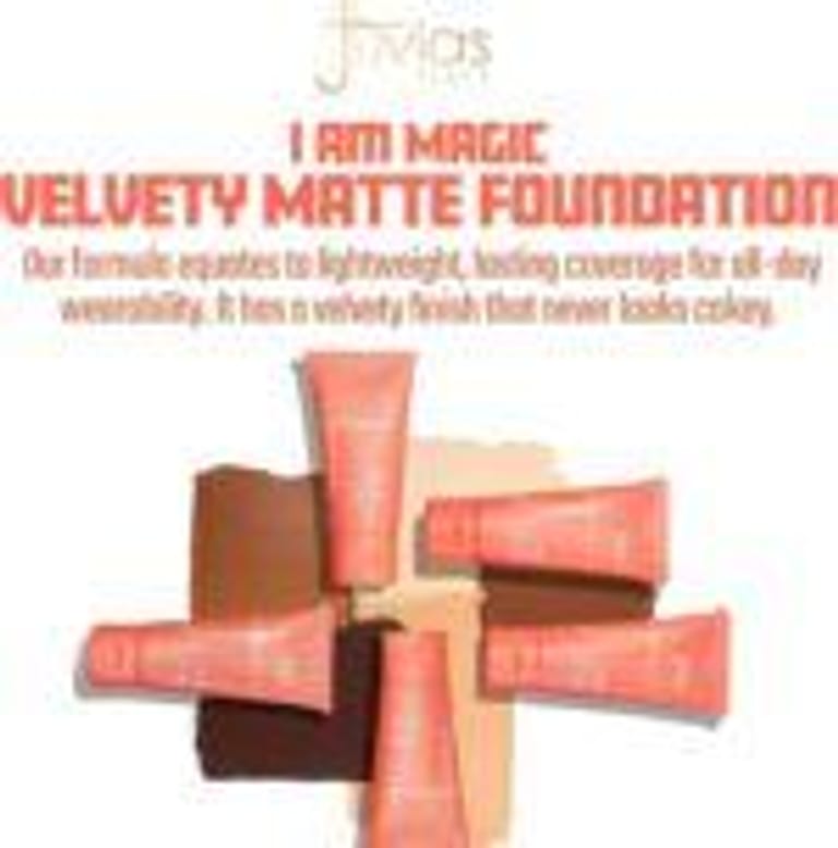 Juvias Place – I’m Magic Velvety Foundation - Image 3
