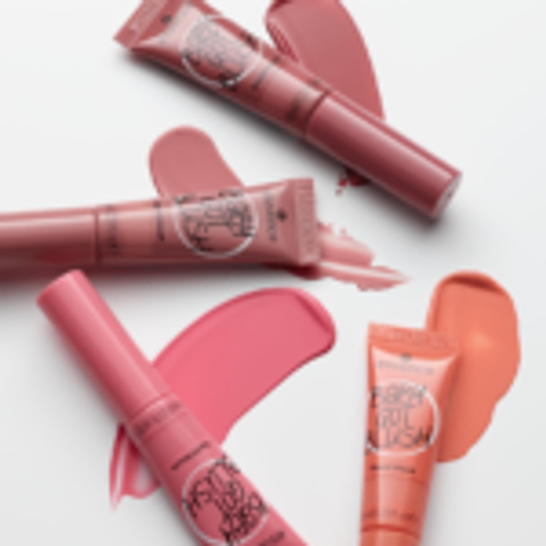 Essence – Baby Got Blush Liquid Blush - Image 2