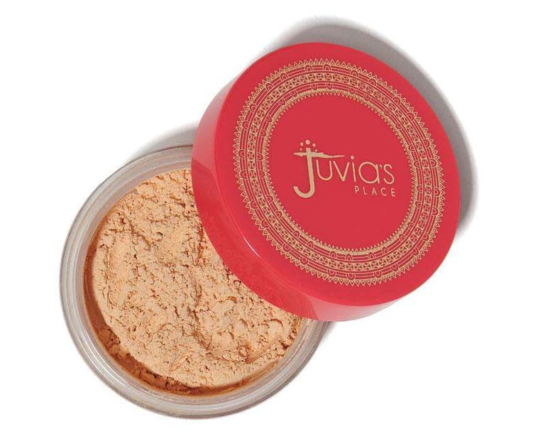Juvias Place – I Am Magic Loose Setting Powder - Image 1