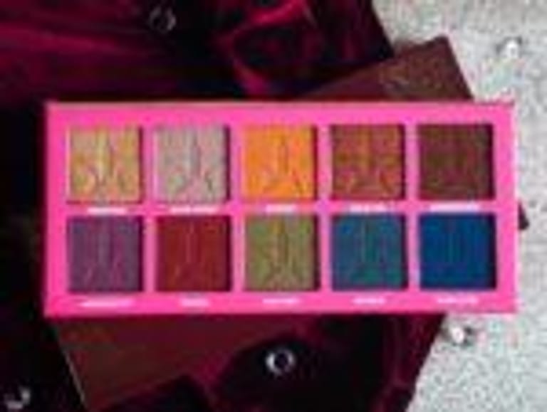 Jeffree Star – Androgyny - Image 4