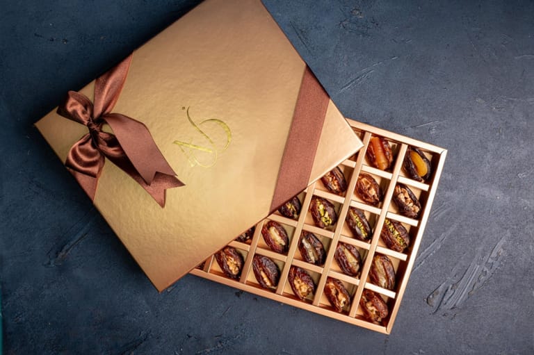 Scent of Medina x Premium Dates Gift Set - Image 2